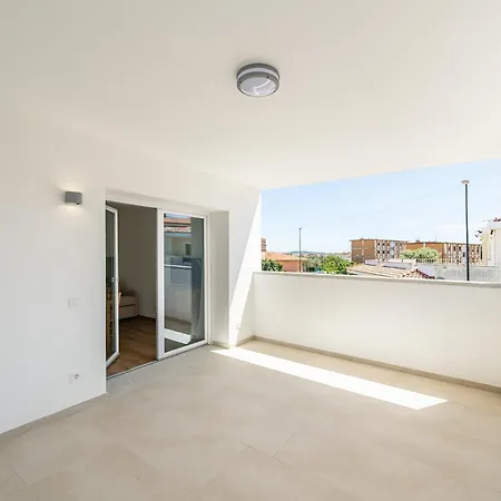 Ξενοδοχείο με διαμερίσματα Olbia Rooms Όλμπια