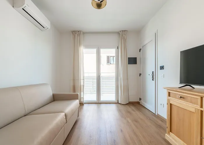 Aparthotel Olbia Rooms 3*